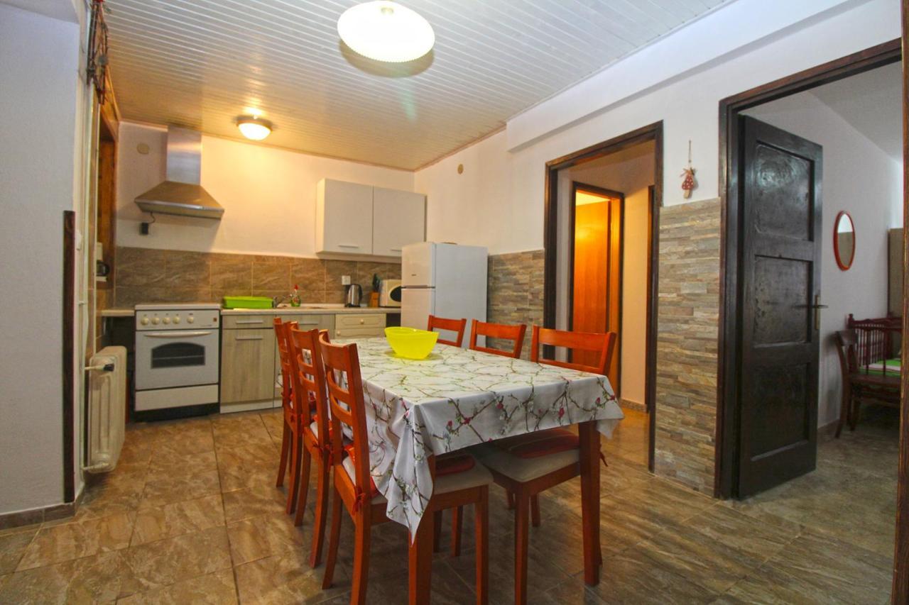 Apartments Matilda 1954 Fažana Εξωτερικό φωτογραφία