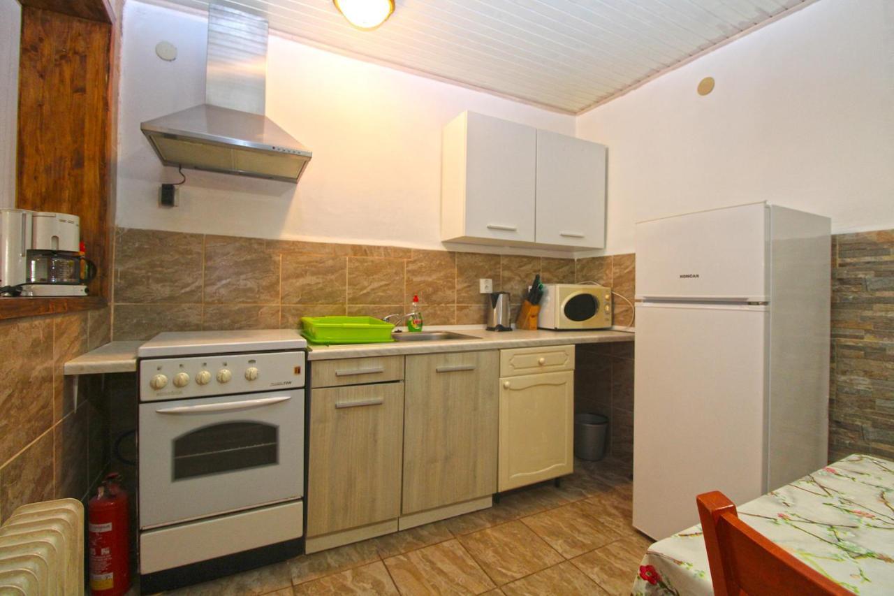 Apartments Matilda 1954 Fažana Εξωτερικό φωτογραφία